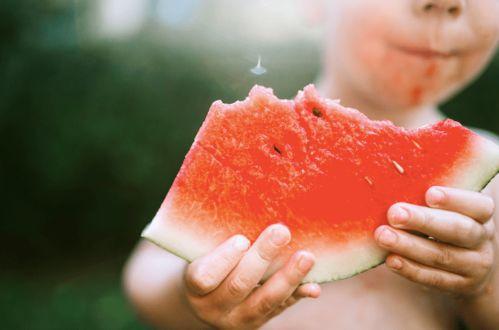 吃瓜咬秋,揭秘秋季养生美食新风尚