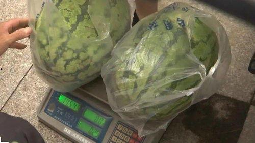 金包银吃瓜事情,一场吃瓜群众的狂欢盛宴