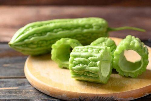 哪些瓜可以晒干菜吃,探索适合晒干食用的瓜类