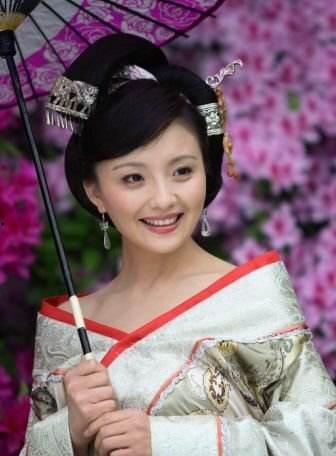 自强吃瓜冯媛,揭秘娱乐圈背后的真实故事