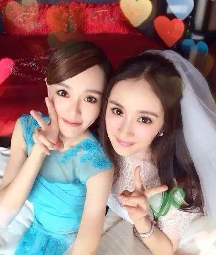 姐妹互相吃瓜,揭秘娱乐圈姐妹花背后的秘密