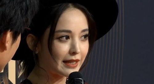 微博之夜宋佳吃瓜,揭秘娱乐圈幕后故事