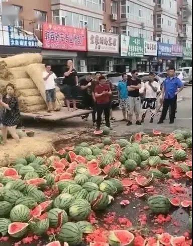 项城吃瓜事件后续,真相发酵，网络舆论场再掀波澜