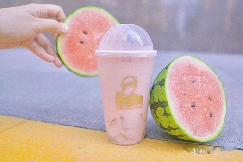 带你吃瓜之冰块,冰块背后的秘密与冰块生成全攻略